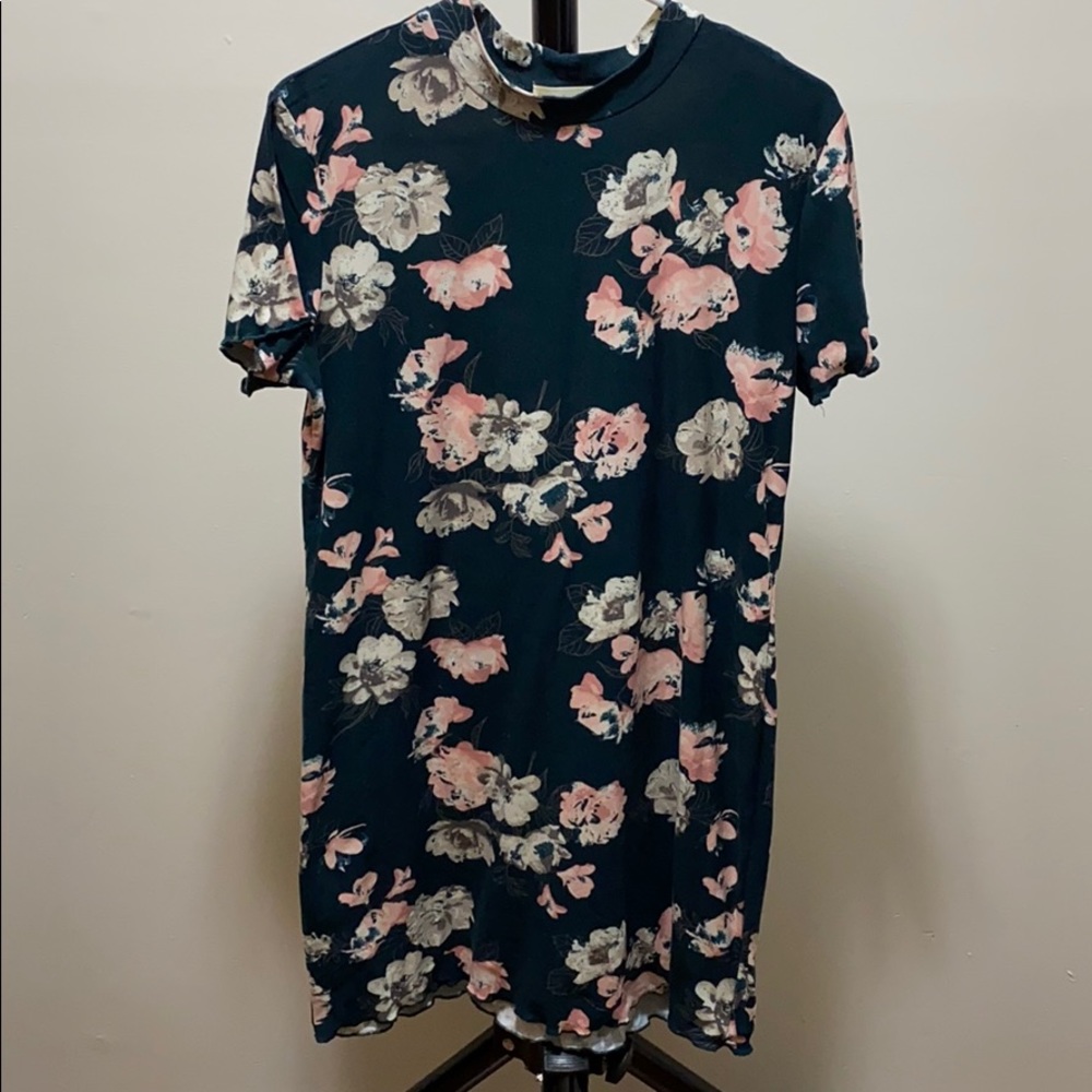 Flowery green dress